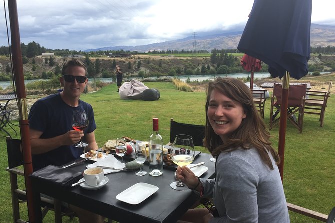 Express Wine Tour & Māori Culture Wānaka - Learn About the History of Winemaking in WāNaka