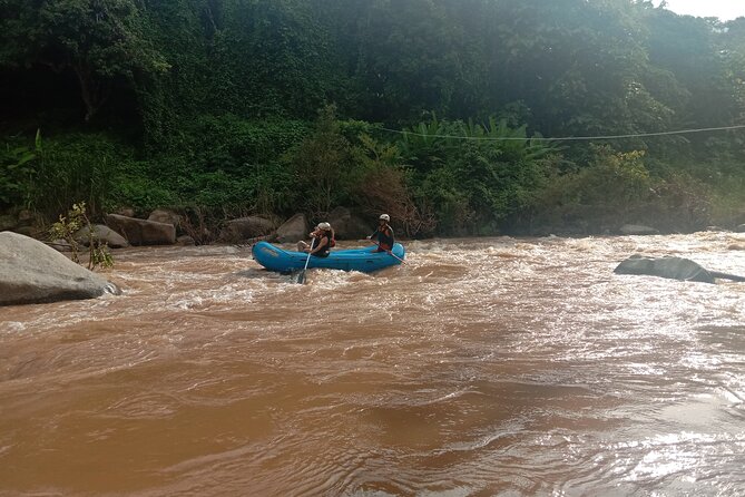 Extream White Water Rafting 10 Kms. - Pricing and Booking Details