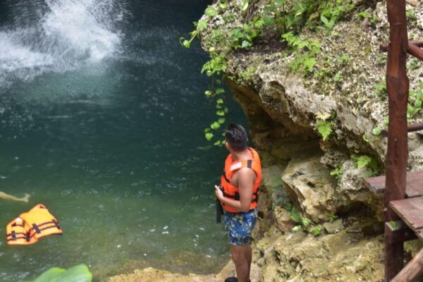 Extreme Jungle Cenotes and Snorkeling at Puerto Morelos Reef - Frequently Asked Questions