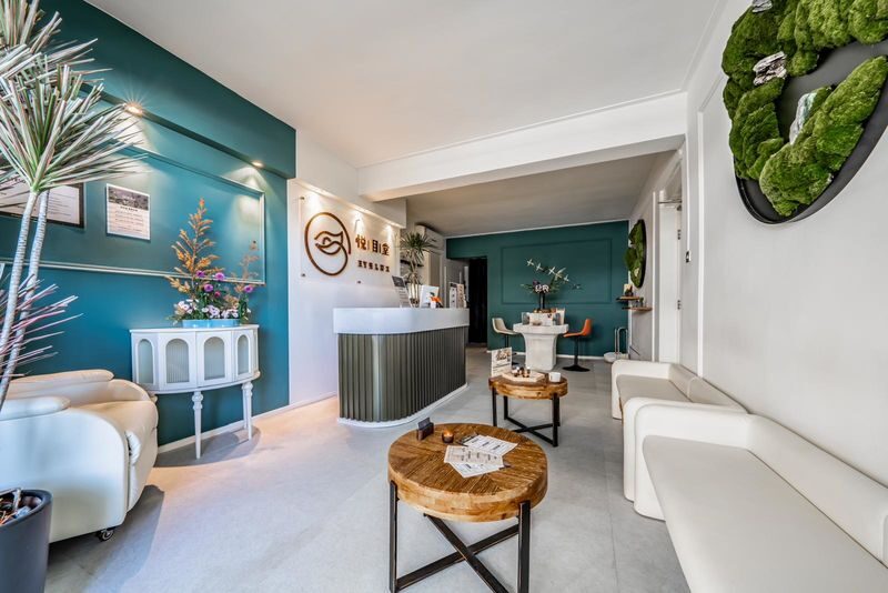 Eyeluxhk Limited - Massage & Wellness Experience | Eye Care | Foot Spa | Hot Stone Massage | Deep Tissue Massage | Causeway Bay - Who should choose Eyeluxhk?