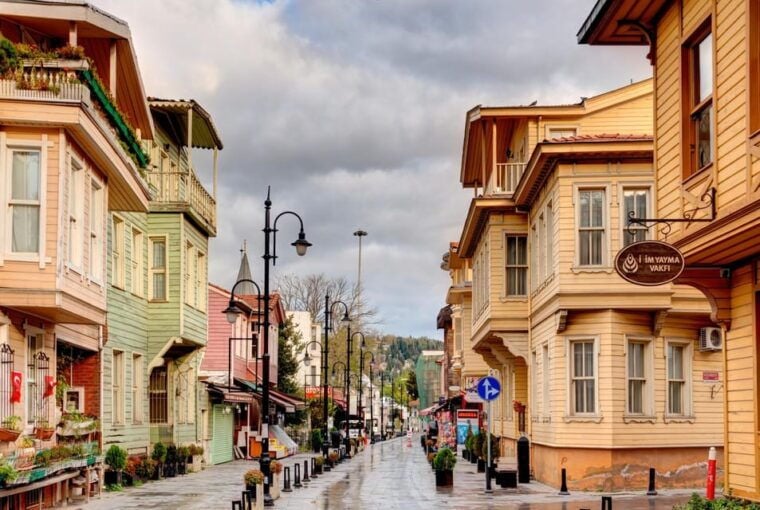 Eyüp Sultan Mosque and Eyüp District Istanbul Walking Tour - Who Will Benefit Most From This Tour?