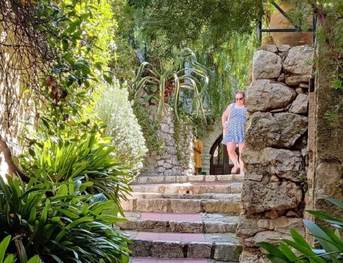 Èze: Walking Tour With a Local Guide - The Fragonard Perfume Experience