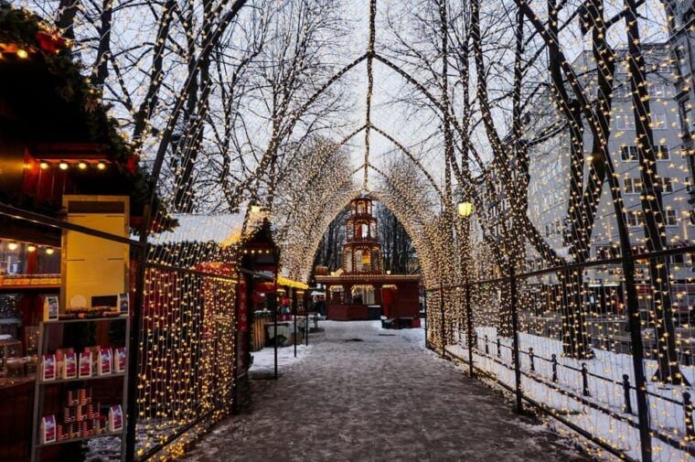 Fabulous Christmas Journey in Oslo  Walking Tour - FAQ