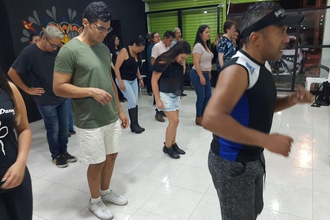 Face-To-Face Dance Classes in Bogotá. La Candelaria - Pricing and Booking Information