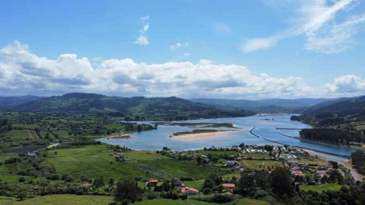 Factory El Gaitero, Villaviciosa, Tazones and Laboral University. - Itinerary Highlights