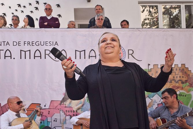 Fado - a Story of Thugs, Whores and Urban Poetry - The Influence of Lisbons Neighborhoods