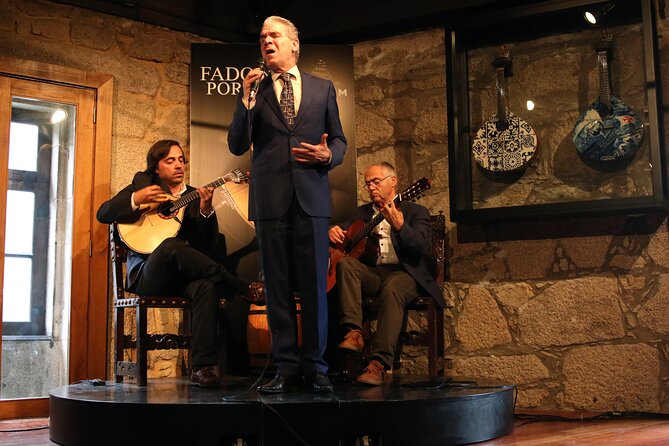 Fado Live Show in Porto Cálem Wine Cellars Including Wine Tasting and Visit - Visit the Traditional Portuguese Bar
