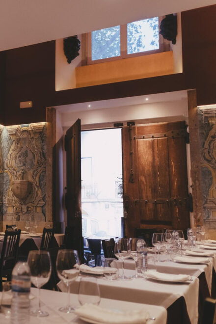 Fado Night With Dinner in a Typical Fado House in Lisbon - Accessibility Information