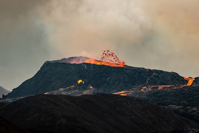 Fagradalsfjall Mountain Eruption Site Private Day Tour - Pricing and Payment Options