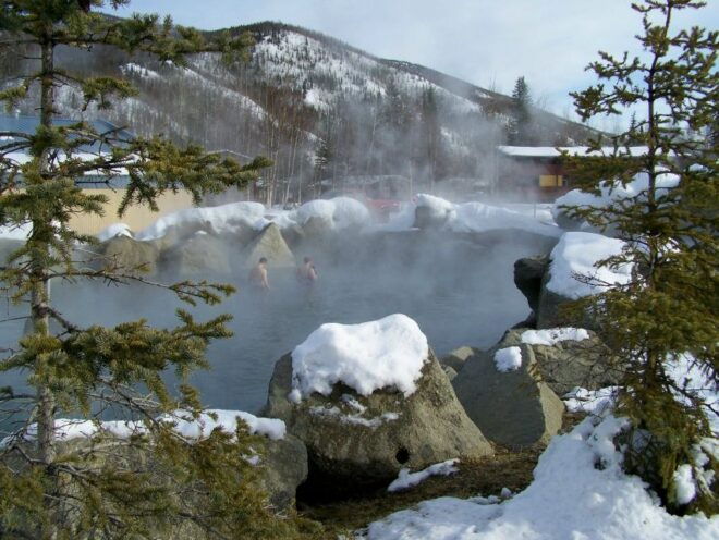 Fairbanks: Northern Lights and Chena Hot Springs Tour - Inclusions