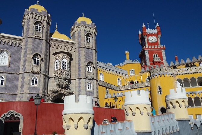 Fairy-Tale Romantic Sintra & Fishermen Village Cascais Highlights - Majestic Gardens of Sintra