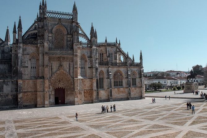 Faith and Heritage: Fátima, Batalha, Nazaré, and Óbidos Group Tour From Lisbon - Practical Information