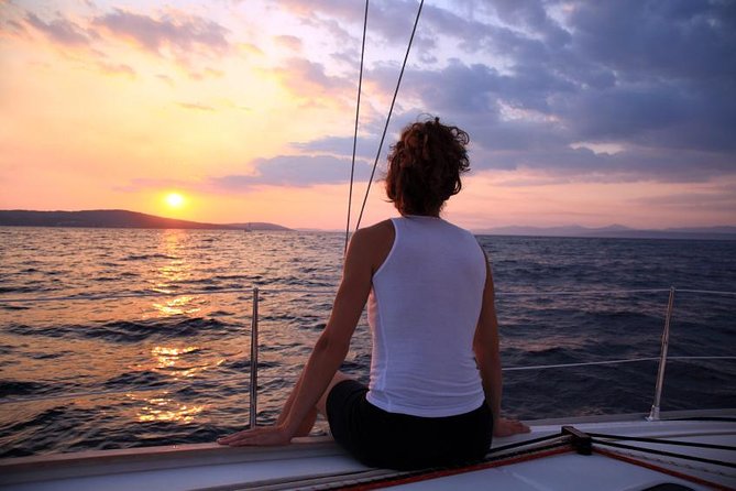 Fall in Love in Lisbon! - Romantic Sunset Sailing Trip