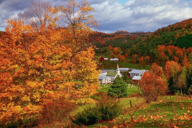 Fall Season, Vermont Maple Fall Foliage 2-Day Tour from New York - What’s Included, and What’s Not?