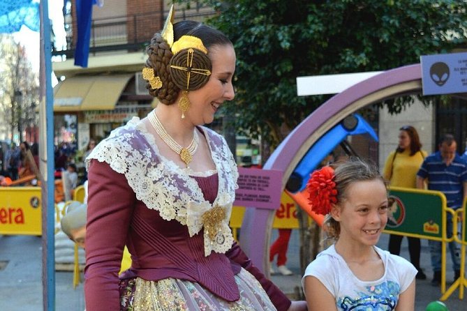 Fallas Insider Scoop - Weather and Minimum Travelers