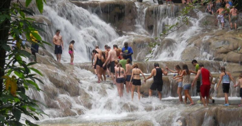 Falmouth: Dunns River Falls & Bamboo Beach Club VIP Access - FAQ