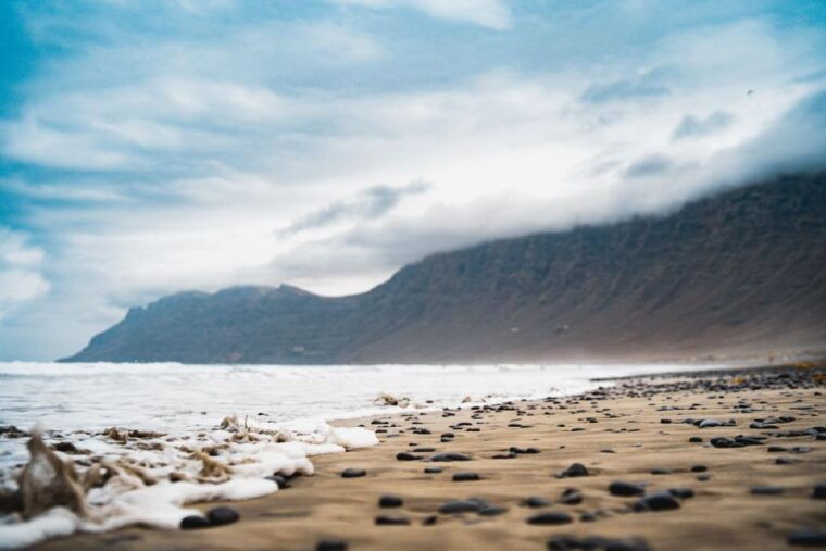 Famara Surf & Videos: Relive Your Ride! - Personalized Coaching for All Skill Levels