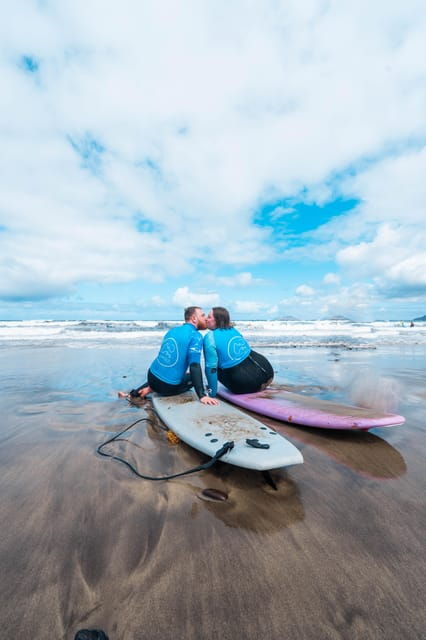Famara Surf & Videos: Relive Your Ride! - Experienced Multilingual Instructors