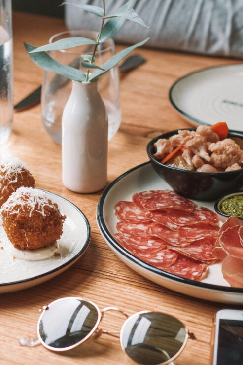 Familly Friendly Tour: Tailored Tapas & Scavenger Hunts! - Experience Highlights