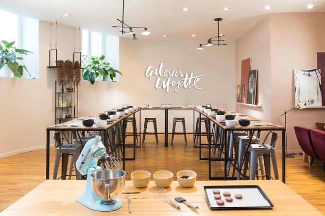 Family Experience-Macaron Bakery Class at Galeries Lafayette - Class Details