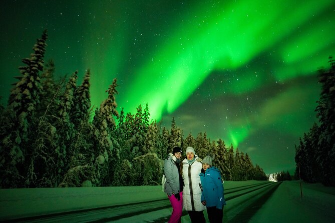 Family-Friendly: Northern Lights Adventure From Rovaniemi - Meeting and Pickup