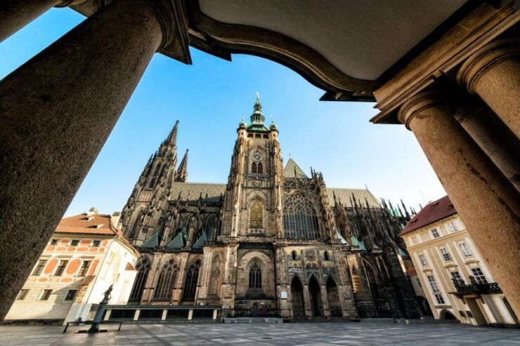 Family Friendly Tour Prague Castle in an Attractive Concept - Booking and Logistics Details