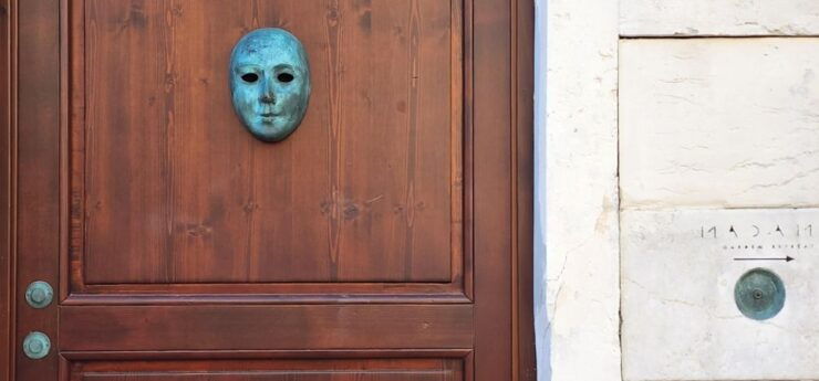 Family-friendly Treasure Hunt Photos Tour for Kids in Venice - Tour Details