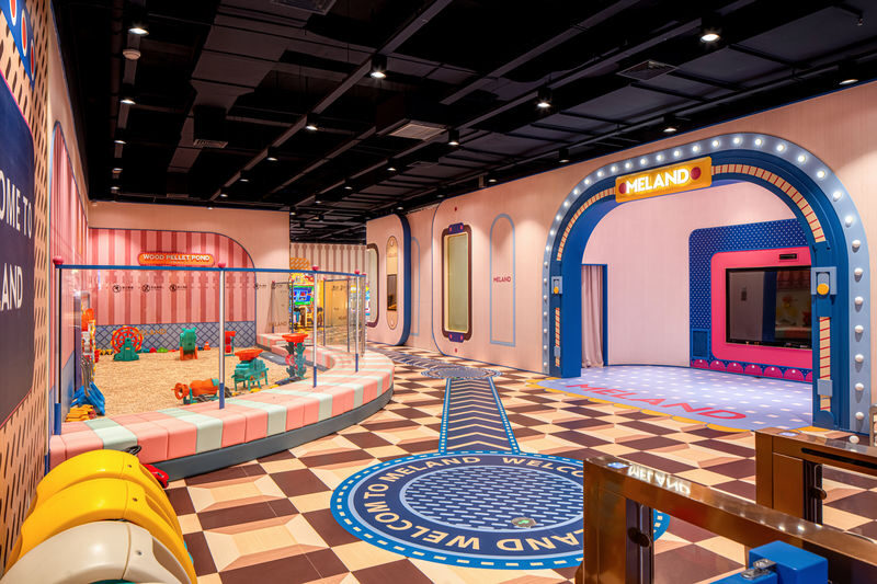 Family Fun in Longgang: MELAND (Shenzhen Longgang Vanke Plaza Store) - Car-wash play gives this branch its own character