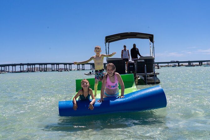 Family Fun Pontoon Rental w/ Lily Pad - An In-Depth Look at the Pontoon Experience in Destin