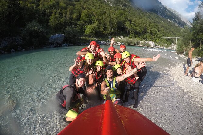 FAMILY RAFTING on SočA River - Location and Description