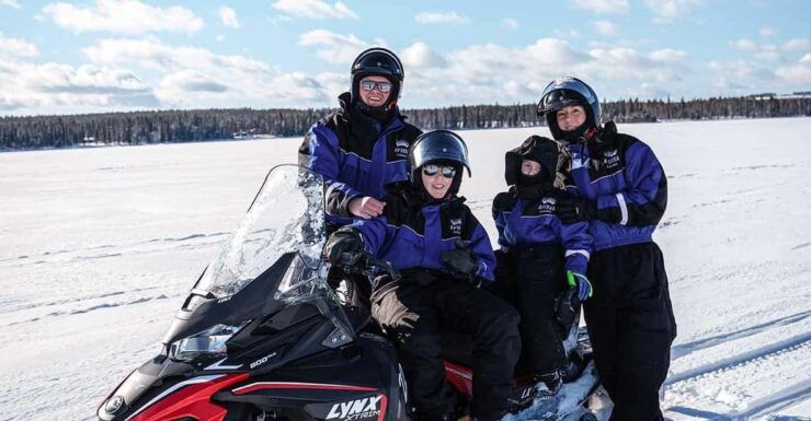 Family Snowmobiling - Good To Know