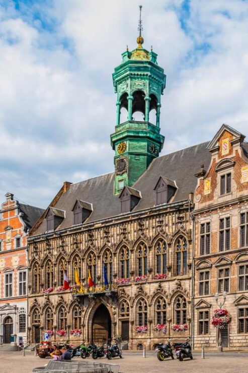 Family Walking Tour in Mons: Explore History - Key Points