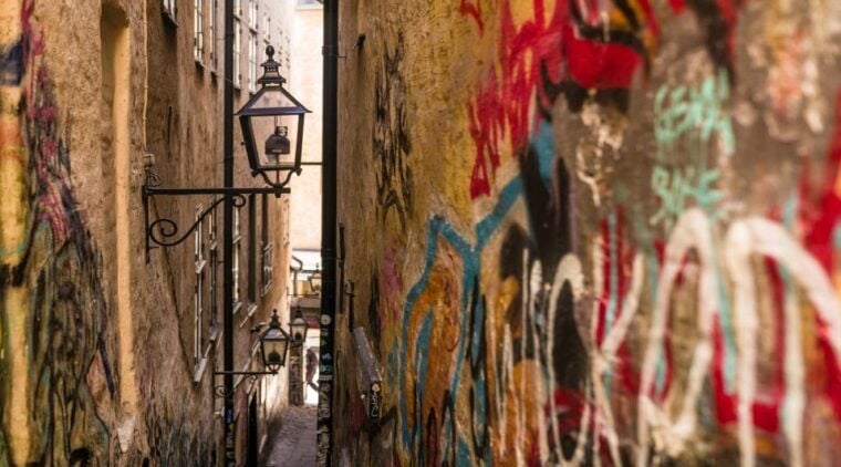 Family Walking Tour of Stockholm's Old Town, Junibacken - Tips for a Smooth Experience