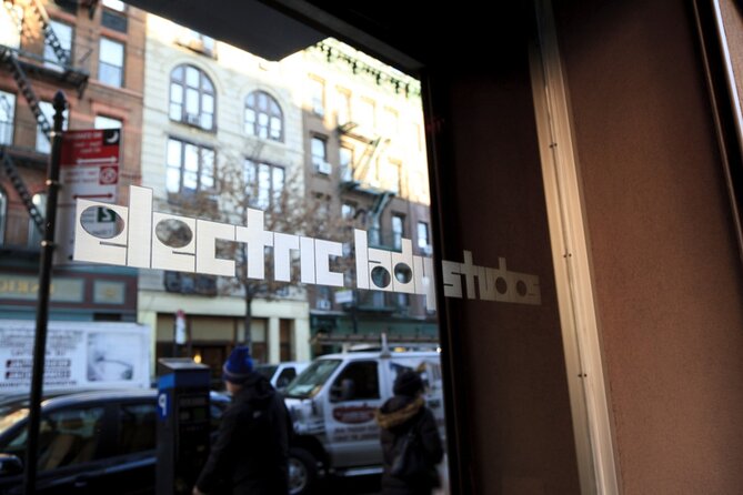 Famous Artists Outdoor Escape Game in Manhattan, New York - Meeting and Pickup