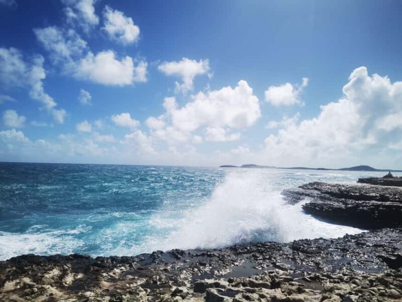 Famous Island Tour - Discovering Antigua’s Hidden Corners and Major Landmarks