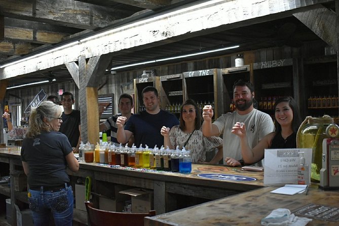 Famous Moonshine & Wine Tour From Pigeon Forge - Famous Moonshine Purveyors