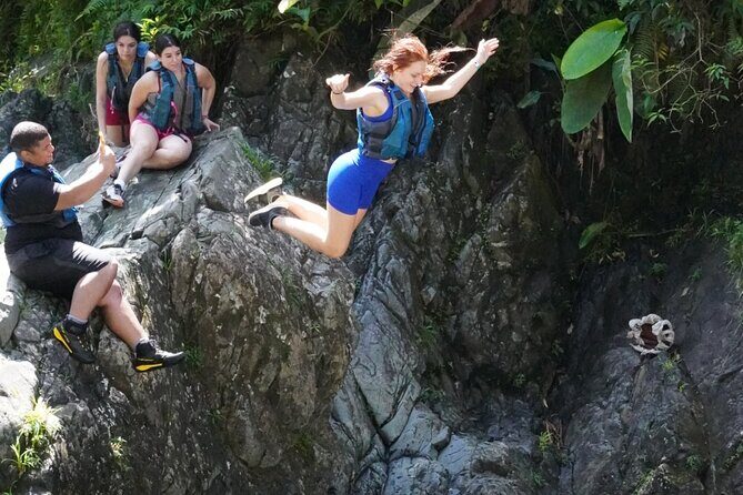 Famous Natural Waterslide in El Yunque Rainforest - How the Tour Begins: Meeting in Fajardo