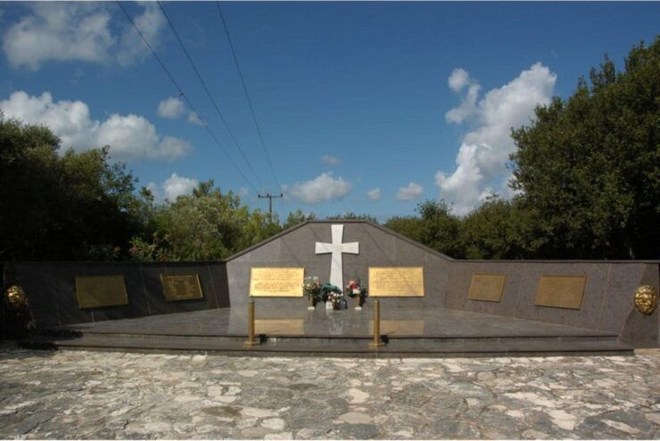 Fanari Stroll: Lighthouse, Water Wheels, and Beach - Exploration of Katavothres Water Wheels