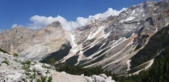 Fanes Day Trek in the Dolomites - Trekking Inclusions
