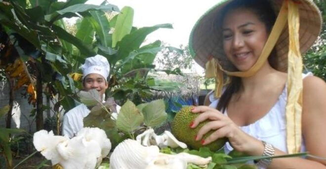Farm-To-Table Healthy Cooking Class: Half-Day Tour - Interacting With Vietnamese Herbs and Spices