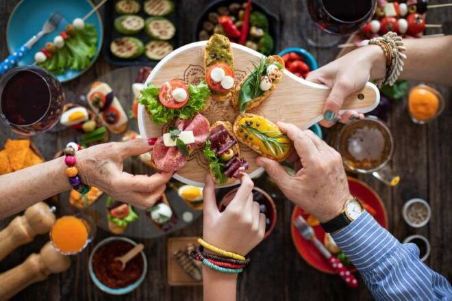 Faro City Portuguese Wine Tasting and Tapas Guided Tour - Experience Highlights