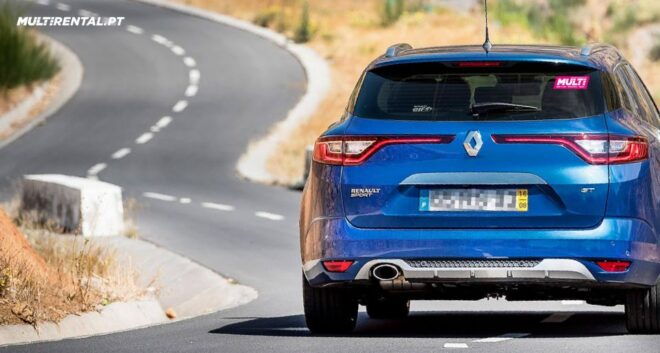 Faro: Private Transfer From Faro Airport to Lagos (60 Min) - Driver Information