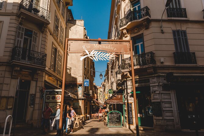 Fascinating Cannes – Private Walking Tour - Exploring the Glamorous Promenade