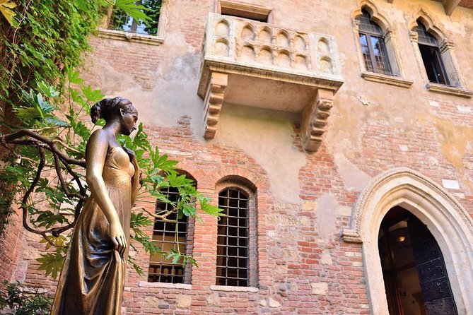 Fascinating Verona: in the Footprints of Romeo and Juliet - Booking Information and Policies