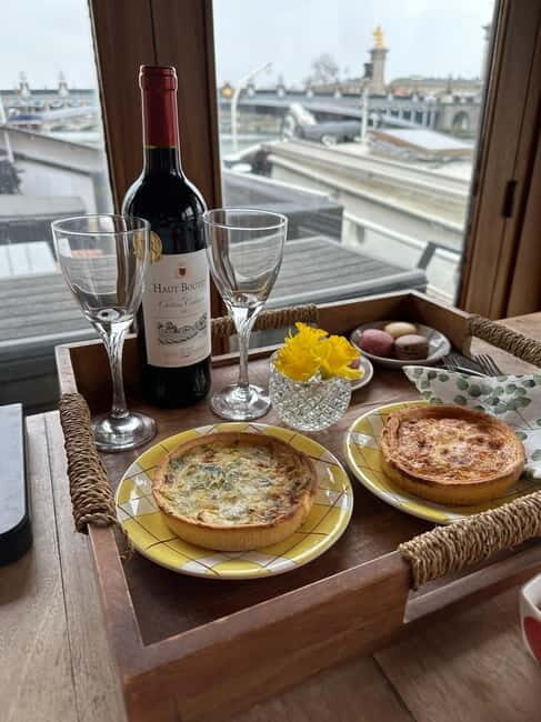 Fashion Design Workshop & Brunch on a Seine River Boat Paris - Discovering the Fashion Design Workshop & Brunch on a Seine River Boat in Paris