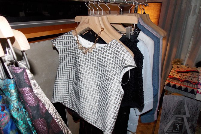 Fashion Room Service - Meeting and Pickup Details