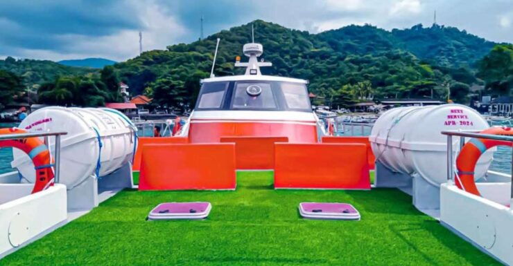 Fast Boat Padangbai From/To Gili Island Ticket Only - Boat Features and Safety Measures