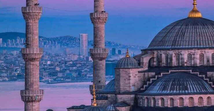 Fast-Paced Istanbul Tour With VIP Car for Layover Passengers - Key Points