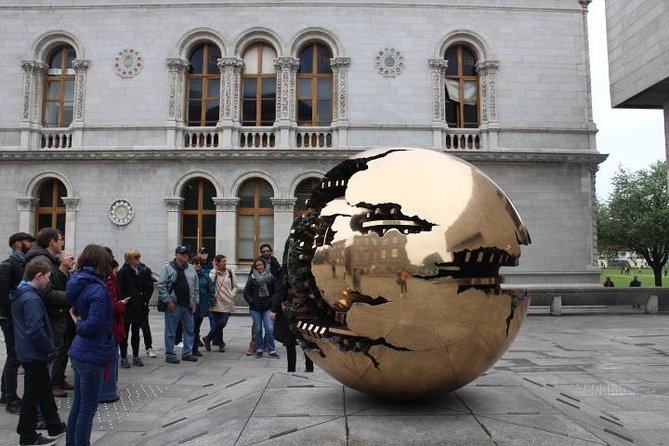 Fast-Track Easy Access Book of Kells Tour With Dublin Castle - End Point and The Sum Up