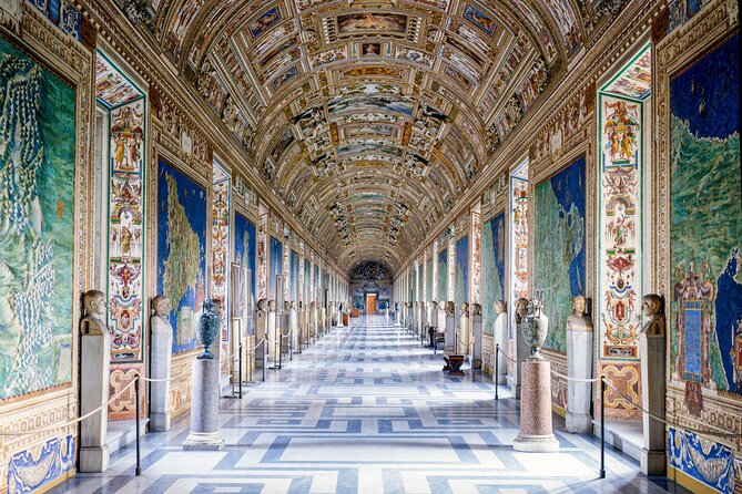Fast-Track Tour to Vatican Museums, Sistine Chapel & St. Peters - Tour Guides Expertise